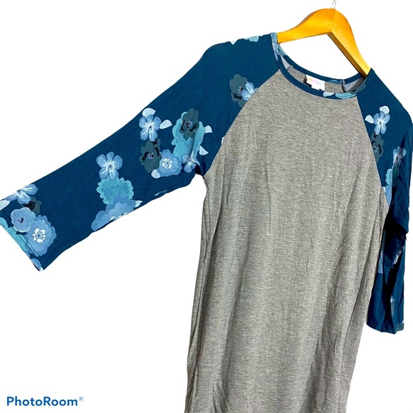 SUPER soft LulaRoe Randy Tee with florals NWOT size XS - Picture 1 of 6